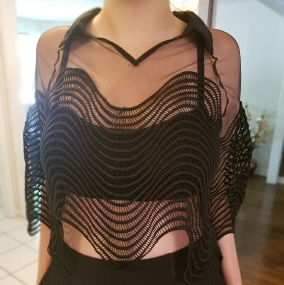 Fashion Nova Black Blouse - Picture 4 of 4